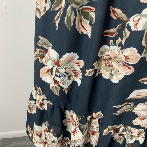 Moa Moa Floral Ruffle Hem Dress - Picture 5 of 10